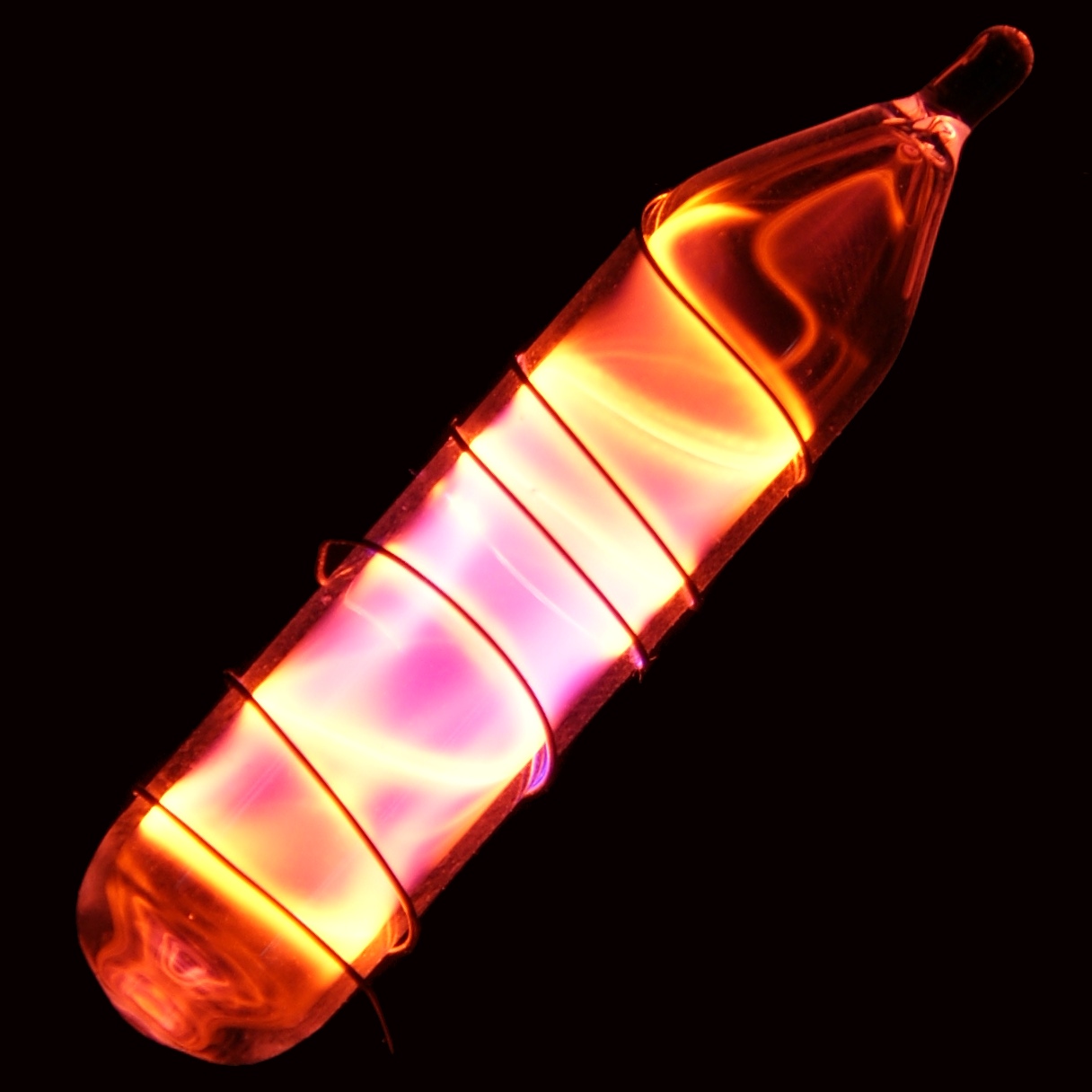 Khí Neon tinh khiết