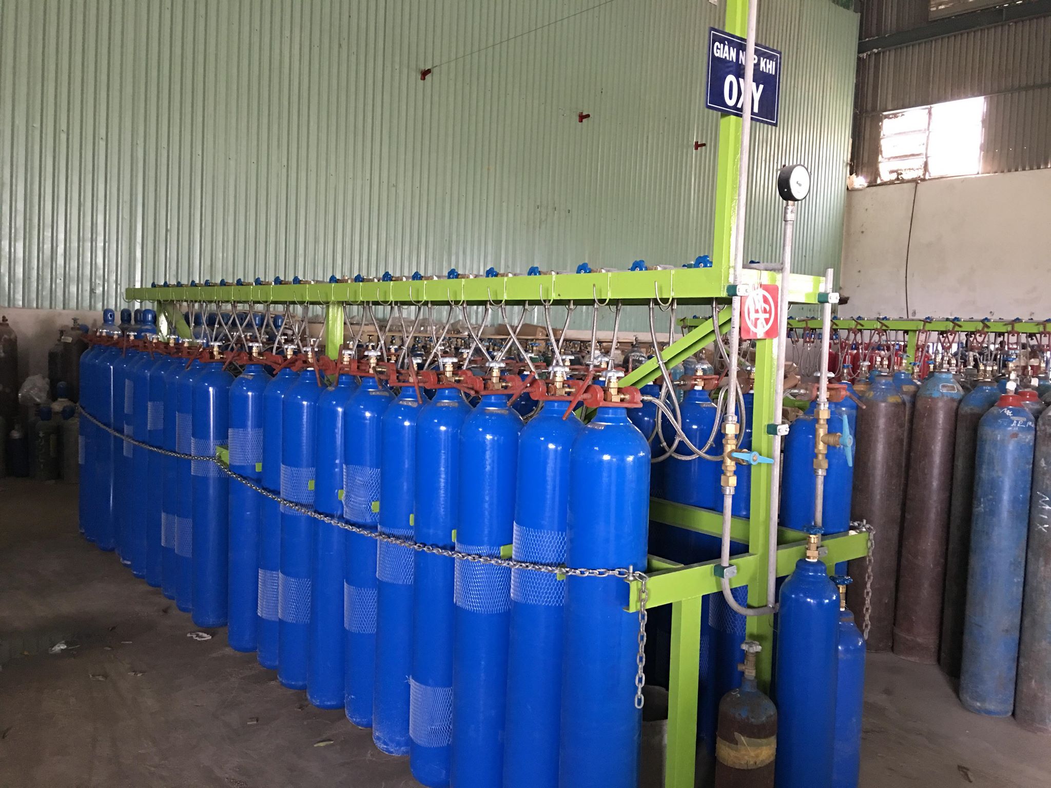 giàn nạp oxy 1